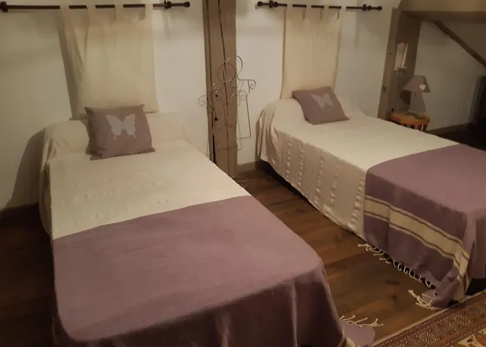 Grande Maison Avec Piscine Privee Feriehus